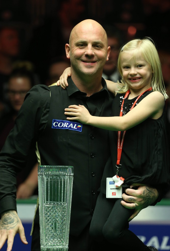 king-trophy-shot-693x1024