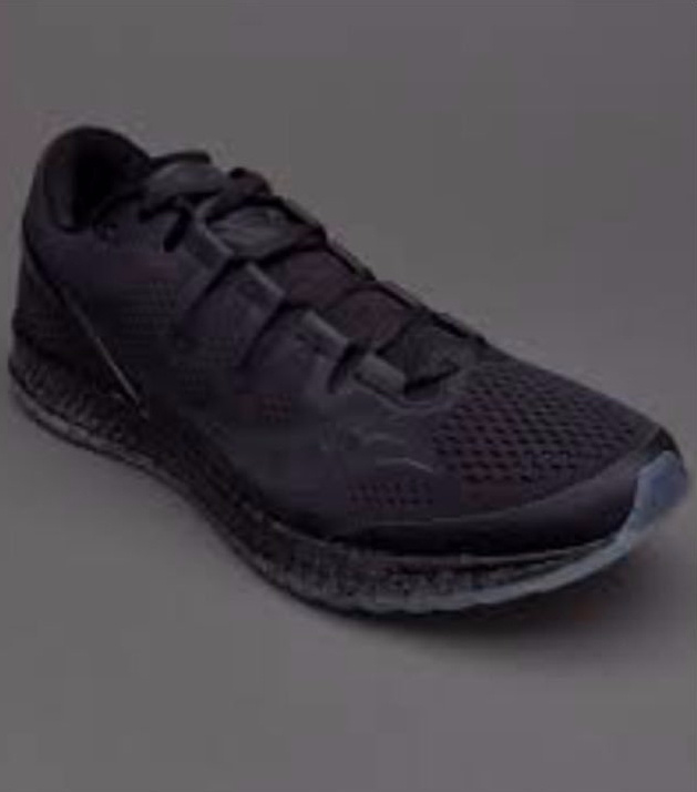 ROSBlackTrainersClose