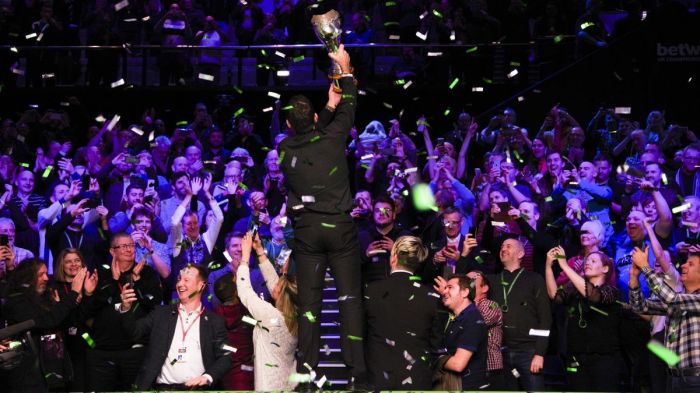 Ronnie 2018 UK win celebration