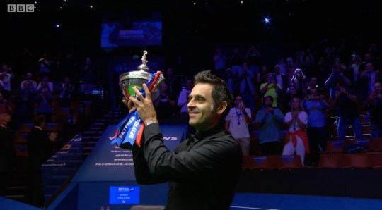RonnieSixWCTrophyBBC